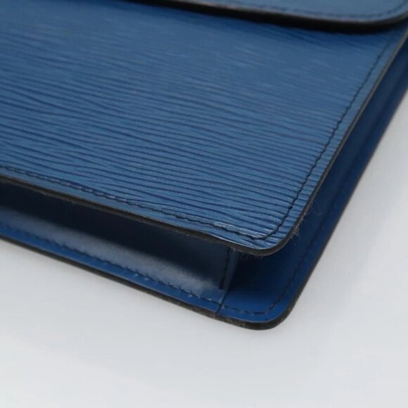 LOUIS VUITTON Epi Montaigne 27 Clutch Bag Blue M52655 LV Auth 118543 - Picture 14 of 15